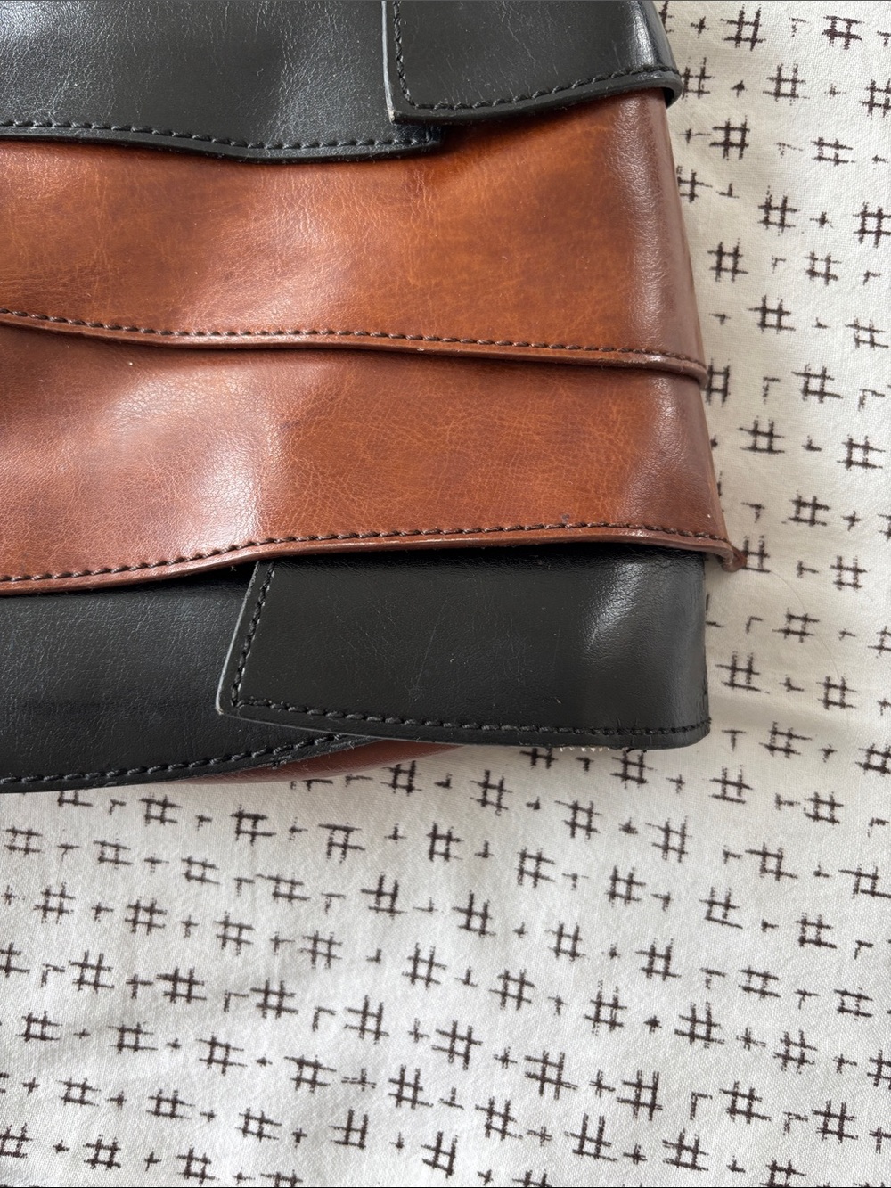 Gucci-style bag, layered leather, dark brown, lite brown, black, wood handle - Picture 12 of 16